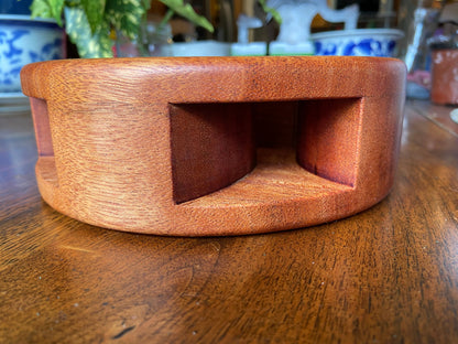 Smartphone Speaker Amplifier - Handmade Wood